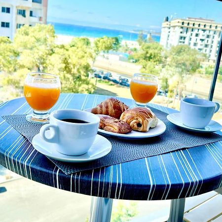 Modern Elegance With Sea Views In Central Tangier - Steps To Beach, Train And Attractions! Esterno foto