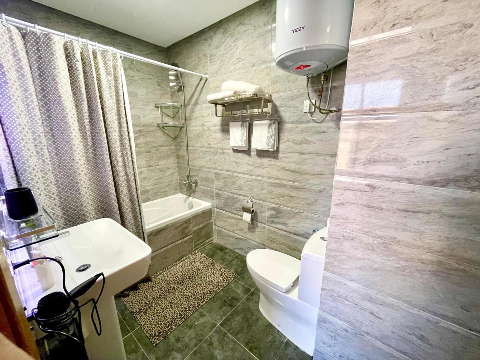 Modern Elegance With Sea Views In Central Tangier - Steps To Beach, Train And Attractions! Esterno foto